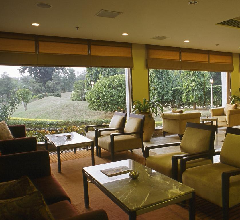 Radisson Jass Hotel, Khajuraho Bagian luar foto