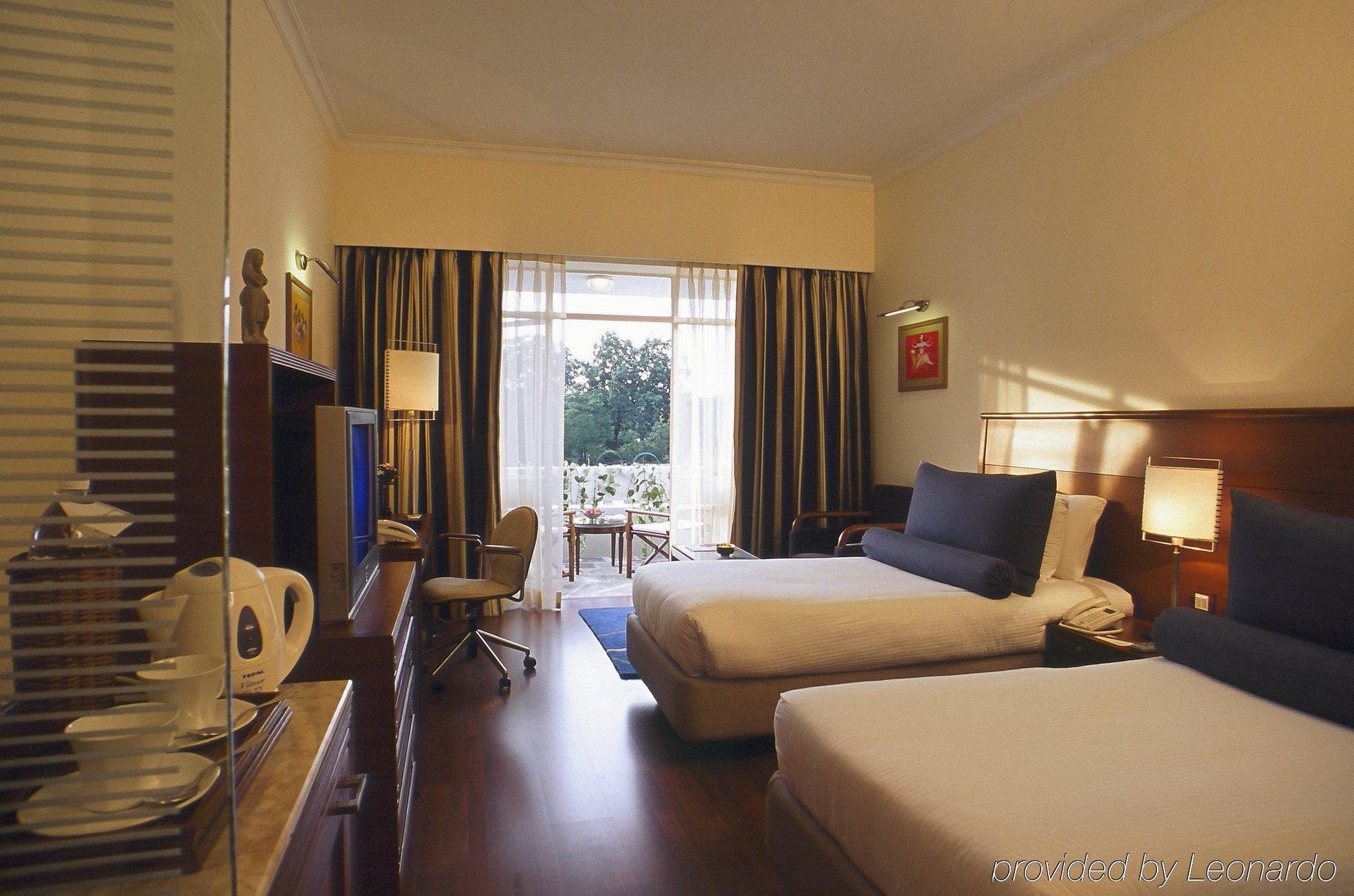 Radisson Jass Hotel, Khajuraho Bagian luar foto