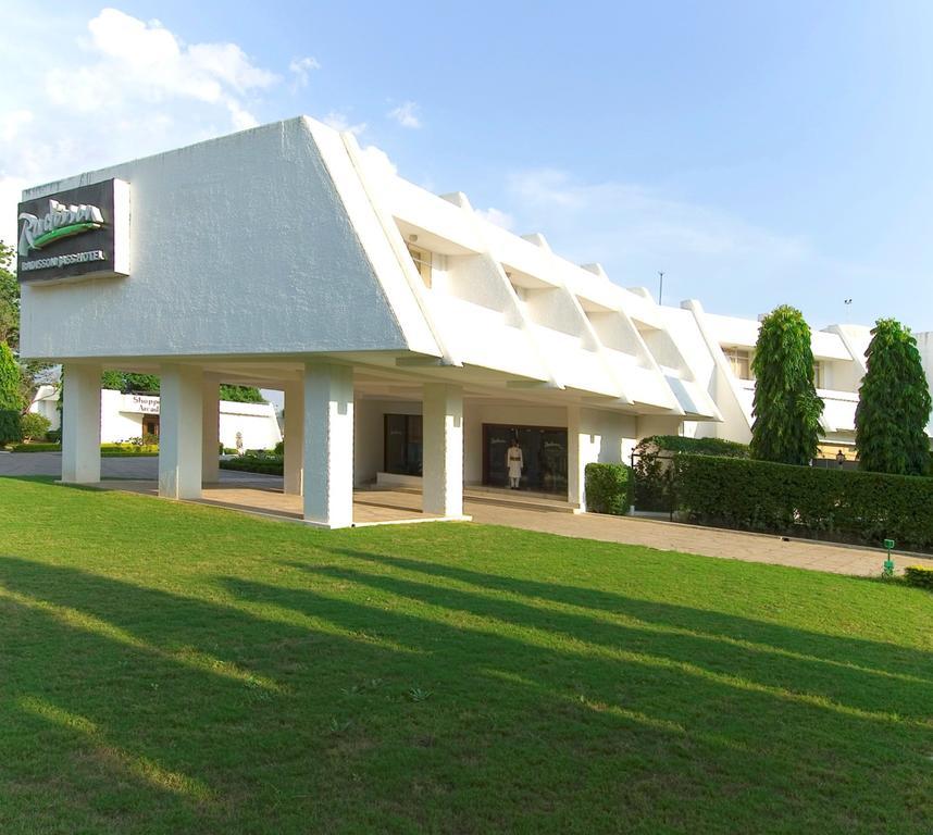 Radisson Jass Hotel, Khajuraho Bagian luar foto